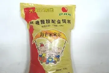 配合饲料有哪些特点？小龙虾颗粒饲料选购指南